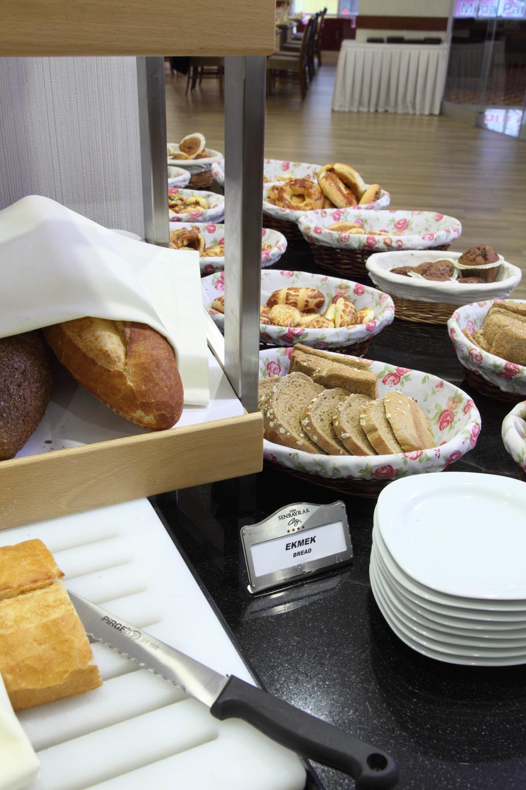 Hotel Senbayrak City 写真