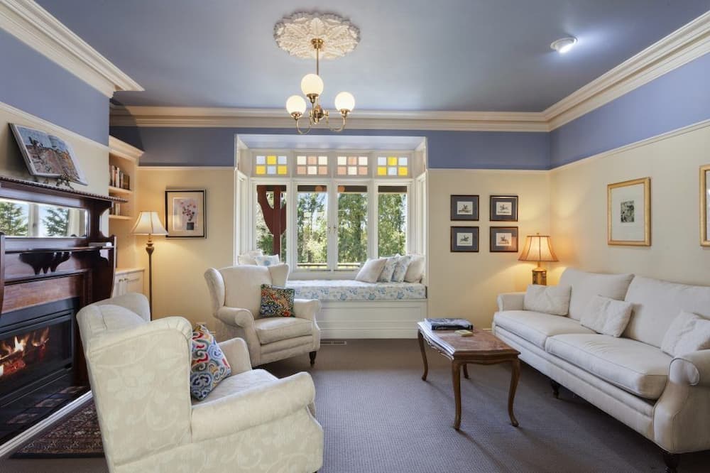 ベサニー マナー 写真