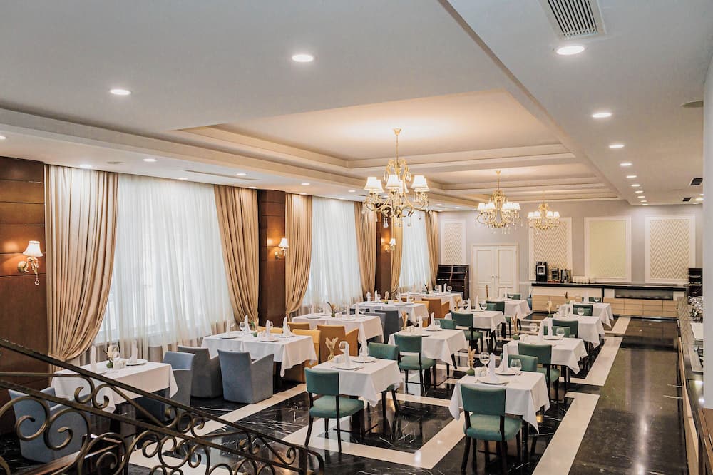 Comfort Hotel Astana 写真