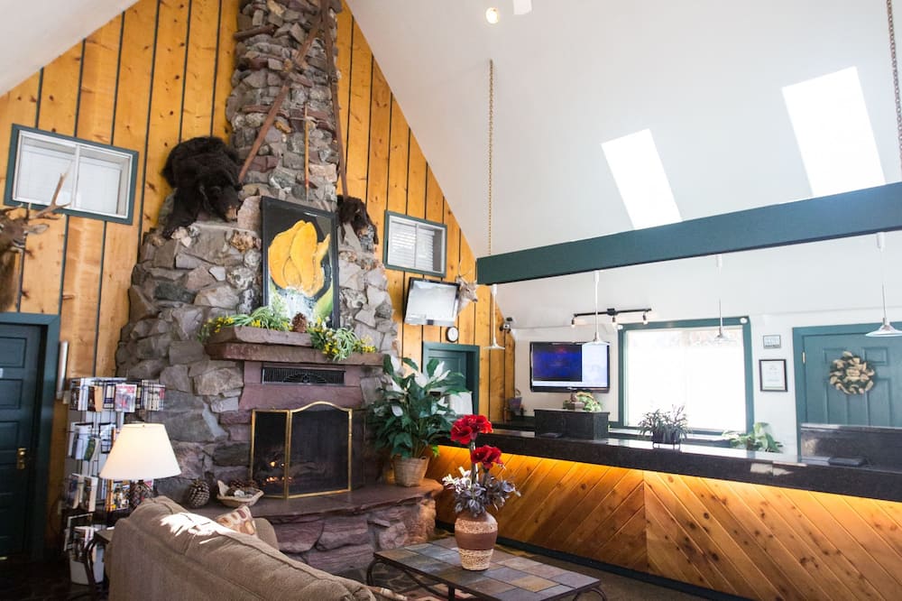 ツイン ピークス ロッジ & ホット スプリングス 写真