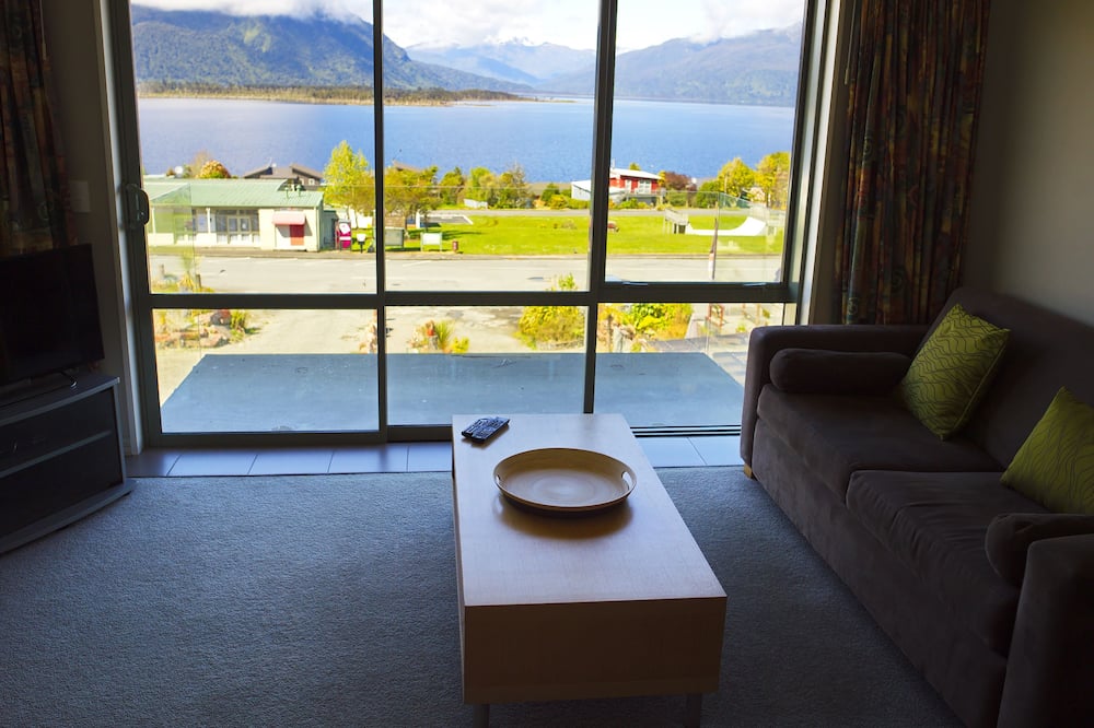 ホテル レーク ブルナー 写真