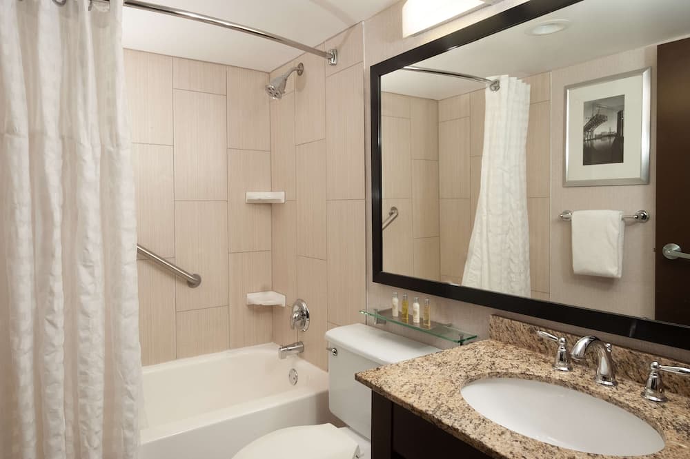 ダブルツリー バイ ヒルトン ホテル クリーブランド ダウンタウン - レイクサイド 写真