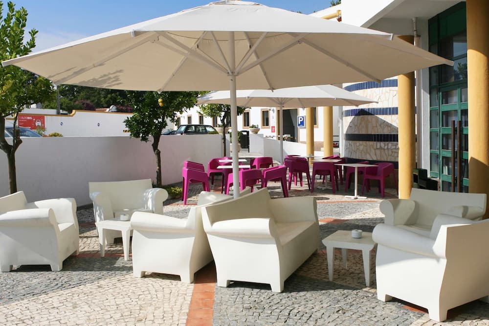 ibis Évora Hotel 写真