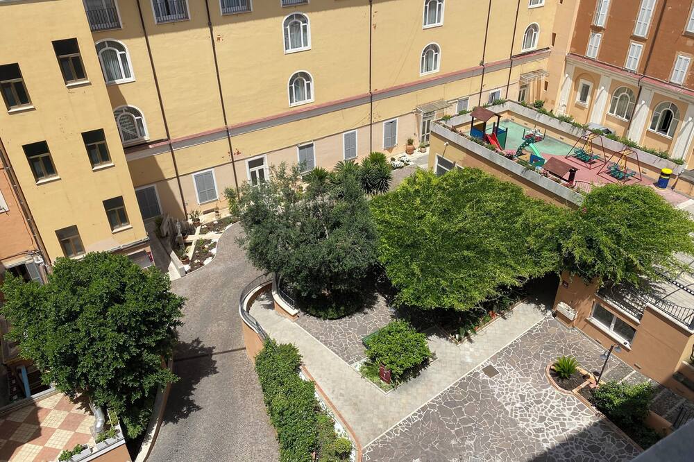 ディーエヌビー ハウス ホテル 写真