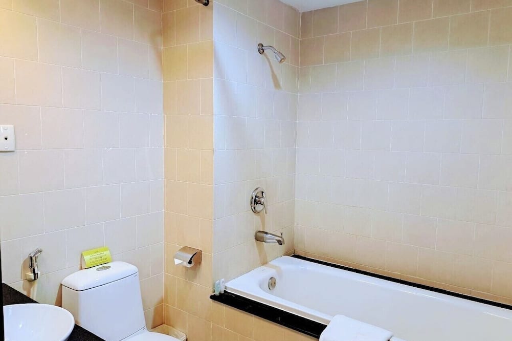 リバティ 2 ホテル 写真