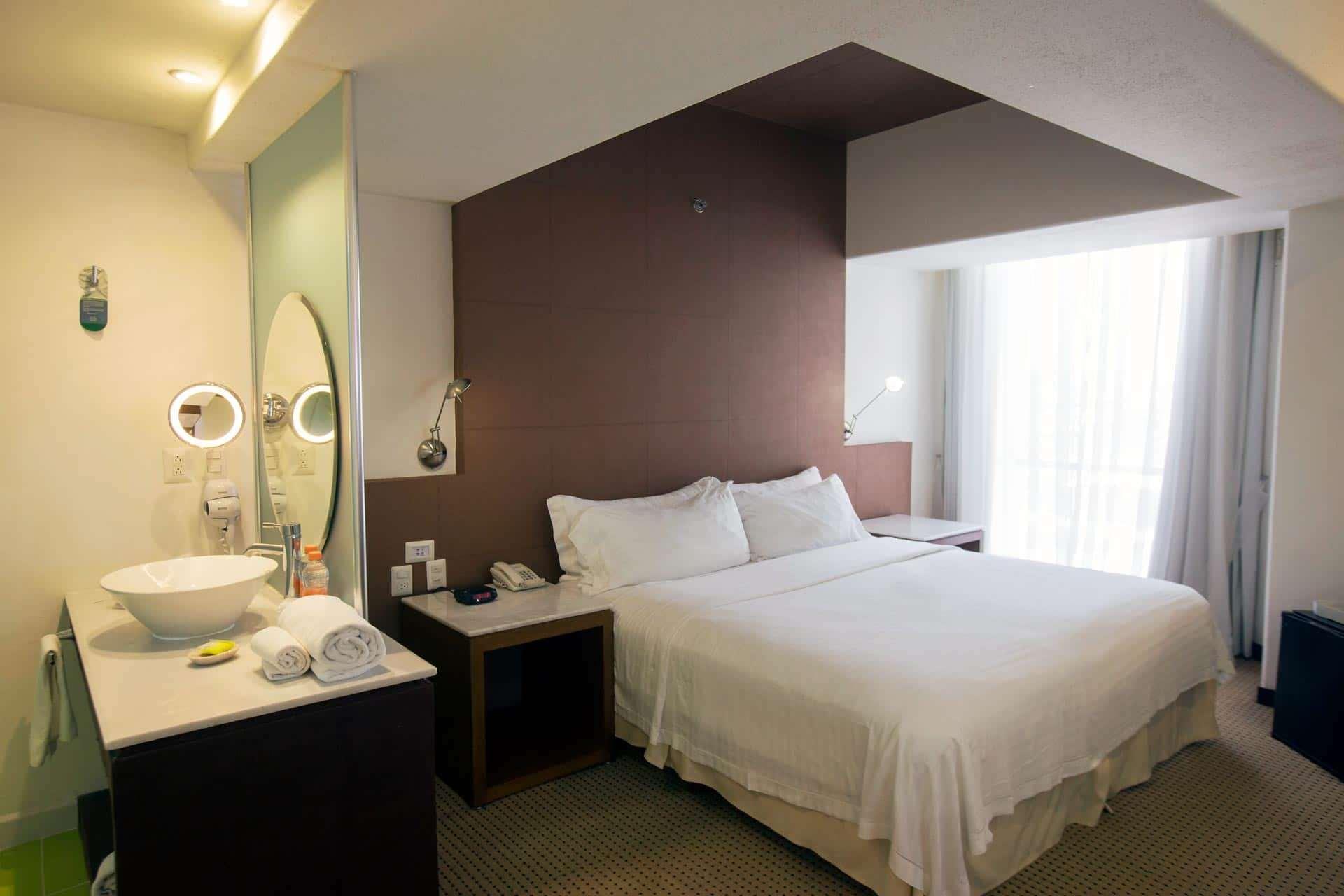 ベル エアー ビジネス サラマンカ トレードマーク バイ ウィンダム 写真