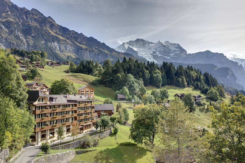 ホテル アルペンローズ ヴェンゲン 写真