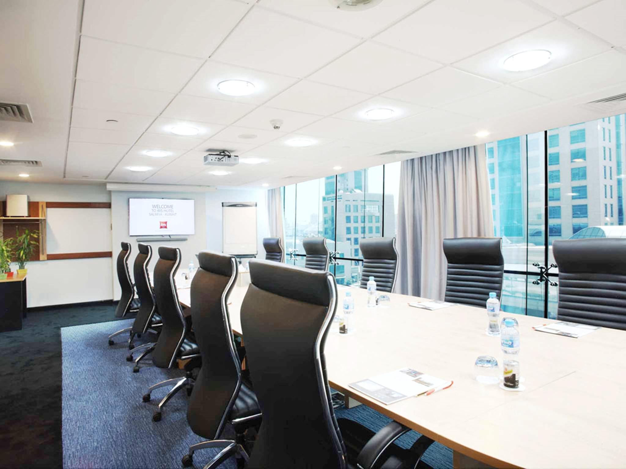 イビス クウェート サルミヤ 写真