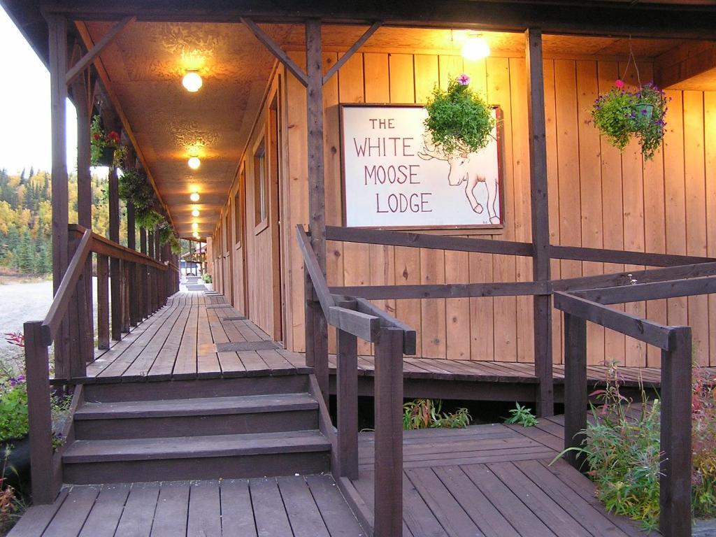 White Moose Lodge 写真