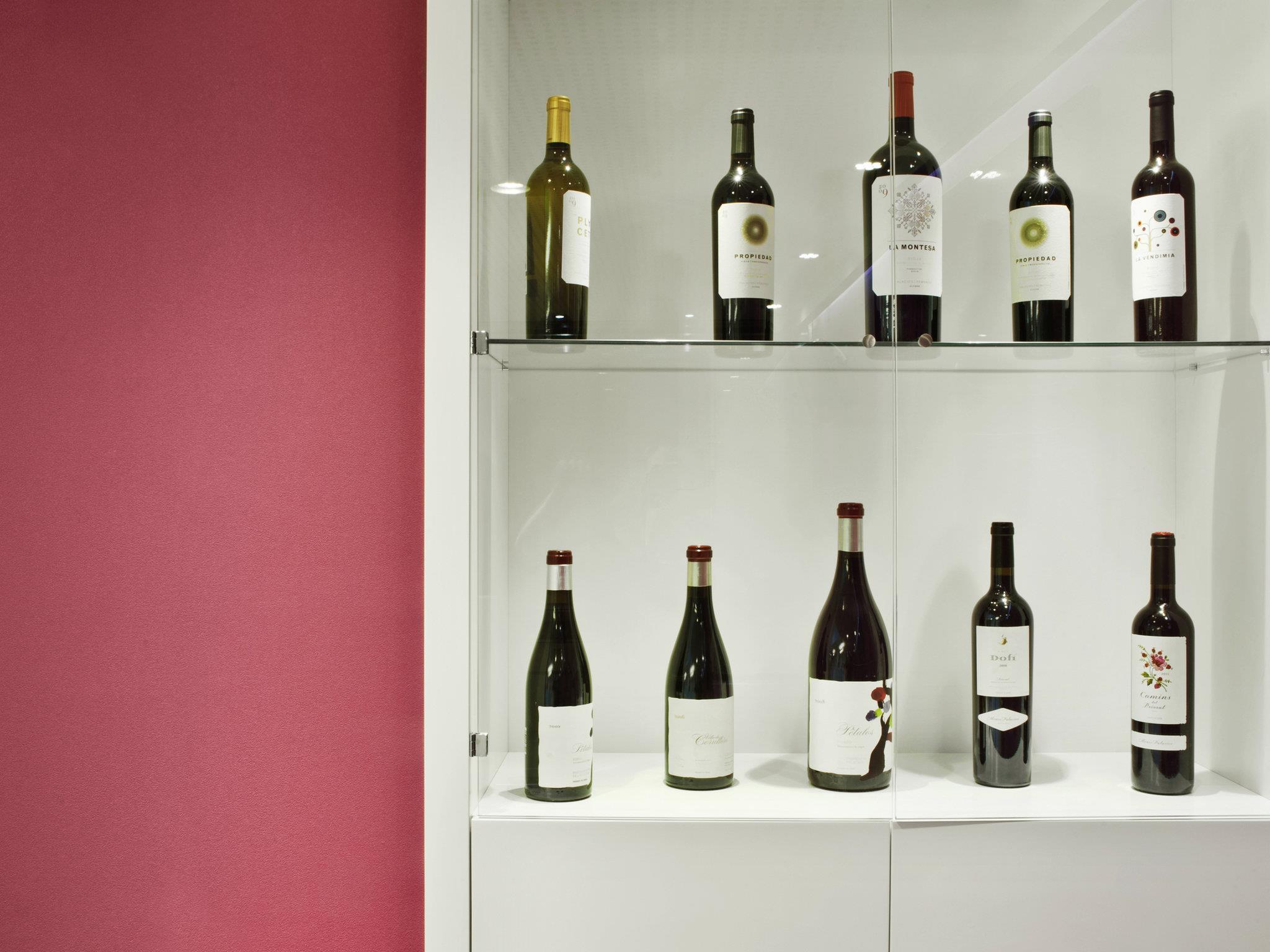 イビス スタイルズ マドリード プラド 写真