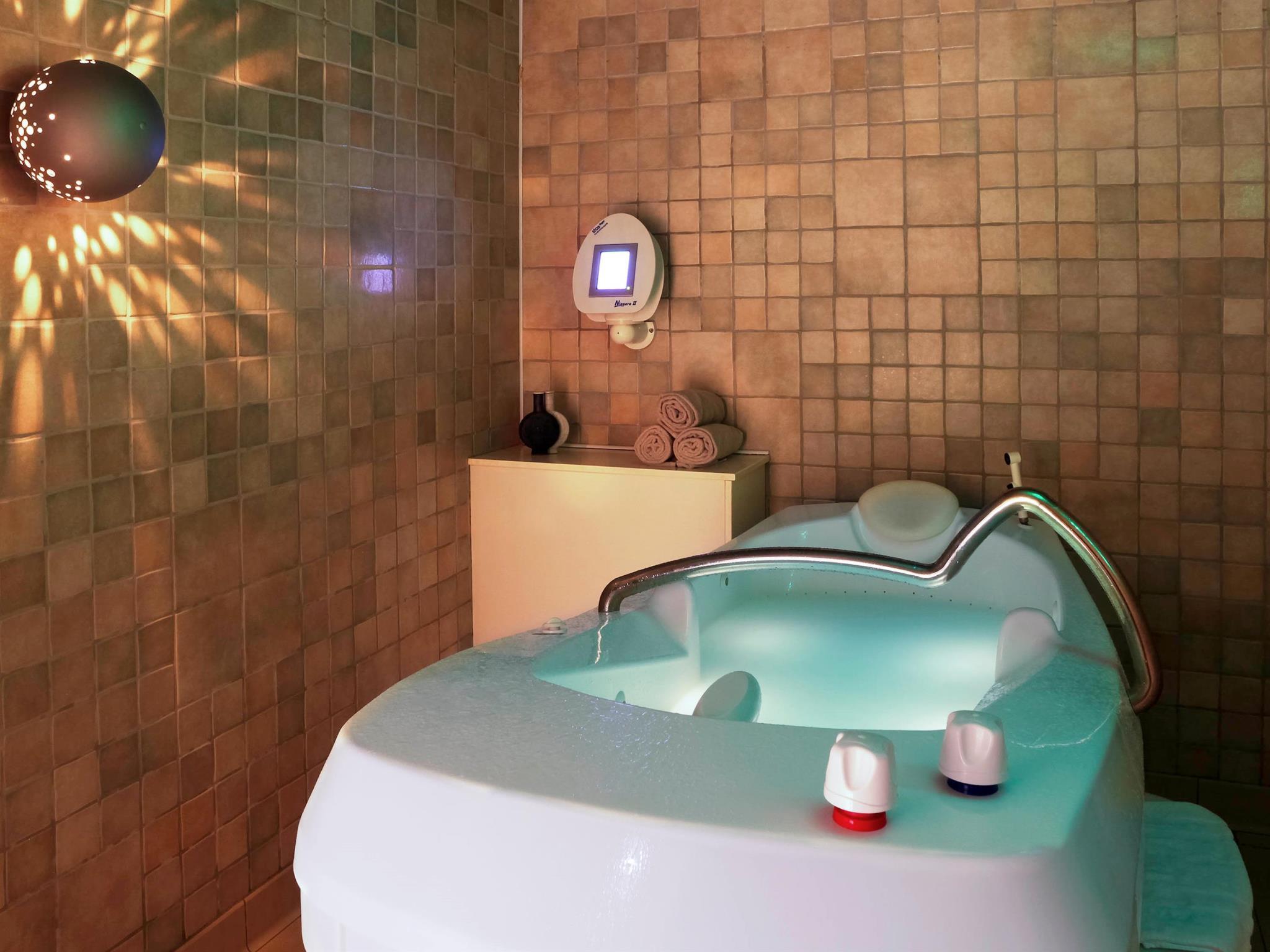 ソフィテル ゴルフ ダジャクショー タラサ シー & スパ 写真