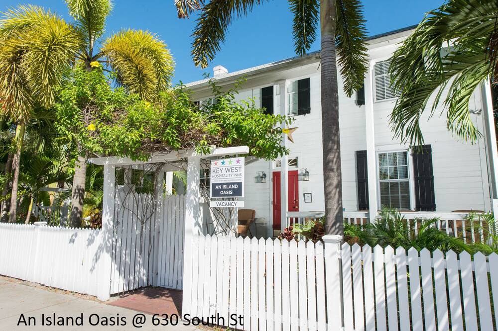 ウィッカー ゲストハウス 写真