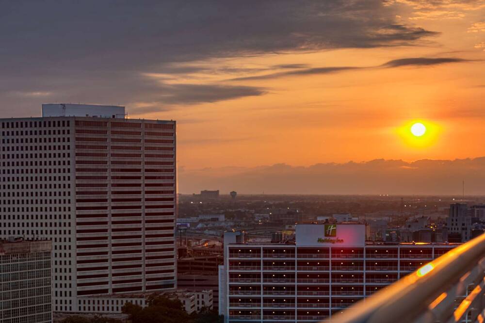 ヒルトン ガーデン イン ニューオーリンズ フレンチクォーター CBD 写真