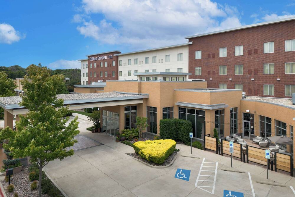 ヒルトン ガーデン イン フォート ワース メディカル センター 写真