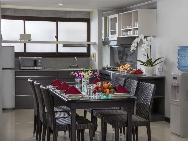 プライム プラザ スイーツ サヌール バリ 写真