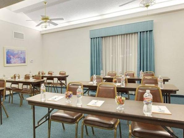 モーテル 6 ノース リトル ロック、アーカンソー - マケイン 写真