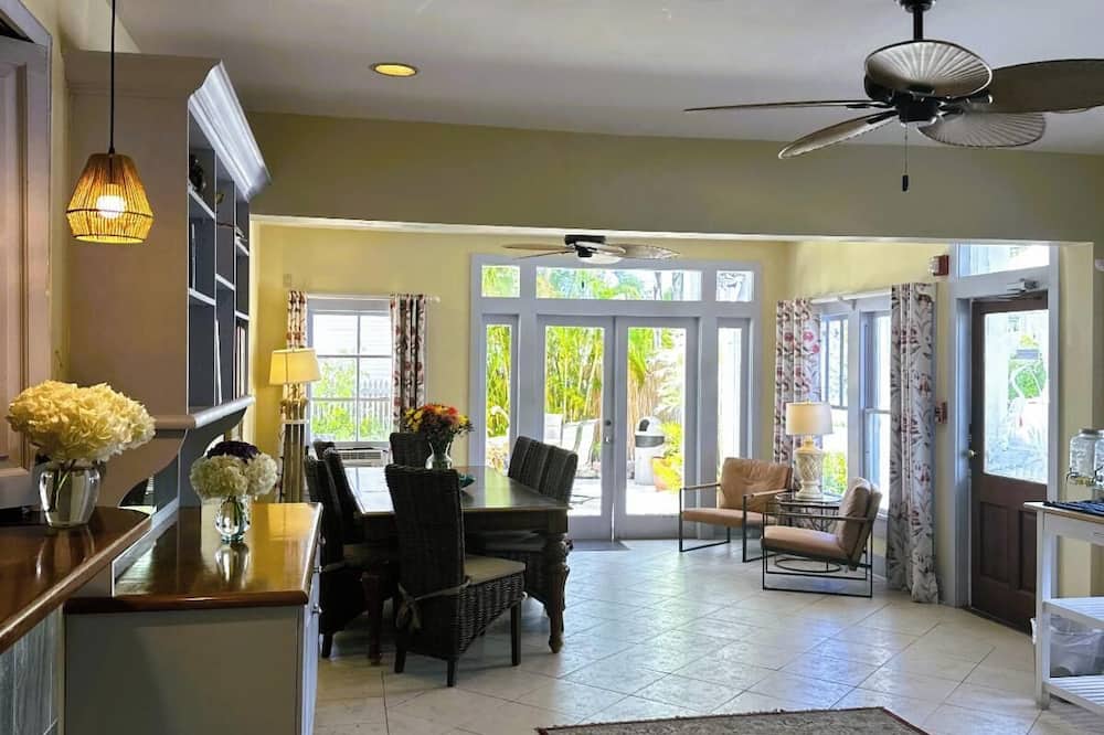 ヘロン ハウス コート - アダルト オンリー 写真