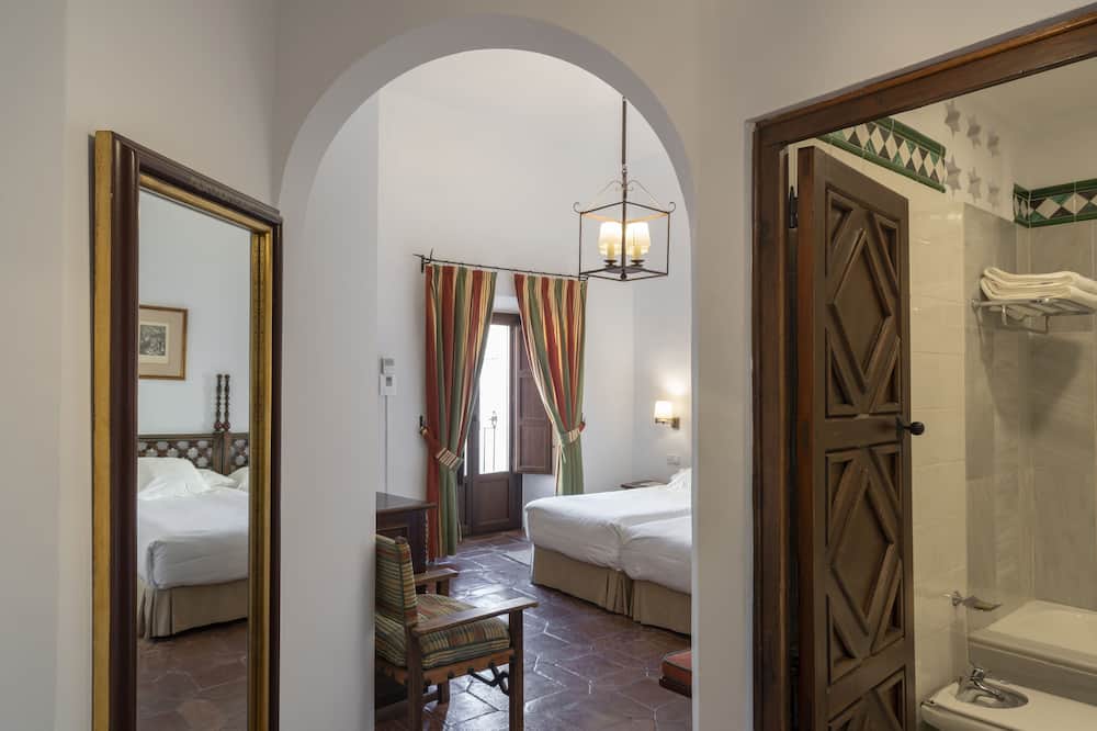 パラドール デ グアダルーペ 写真