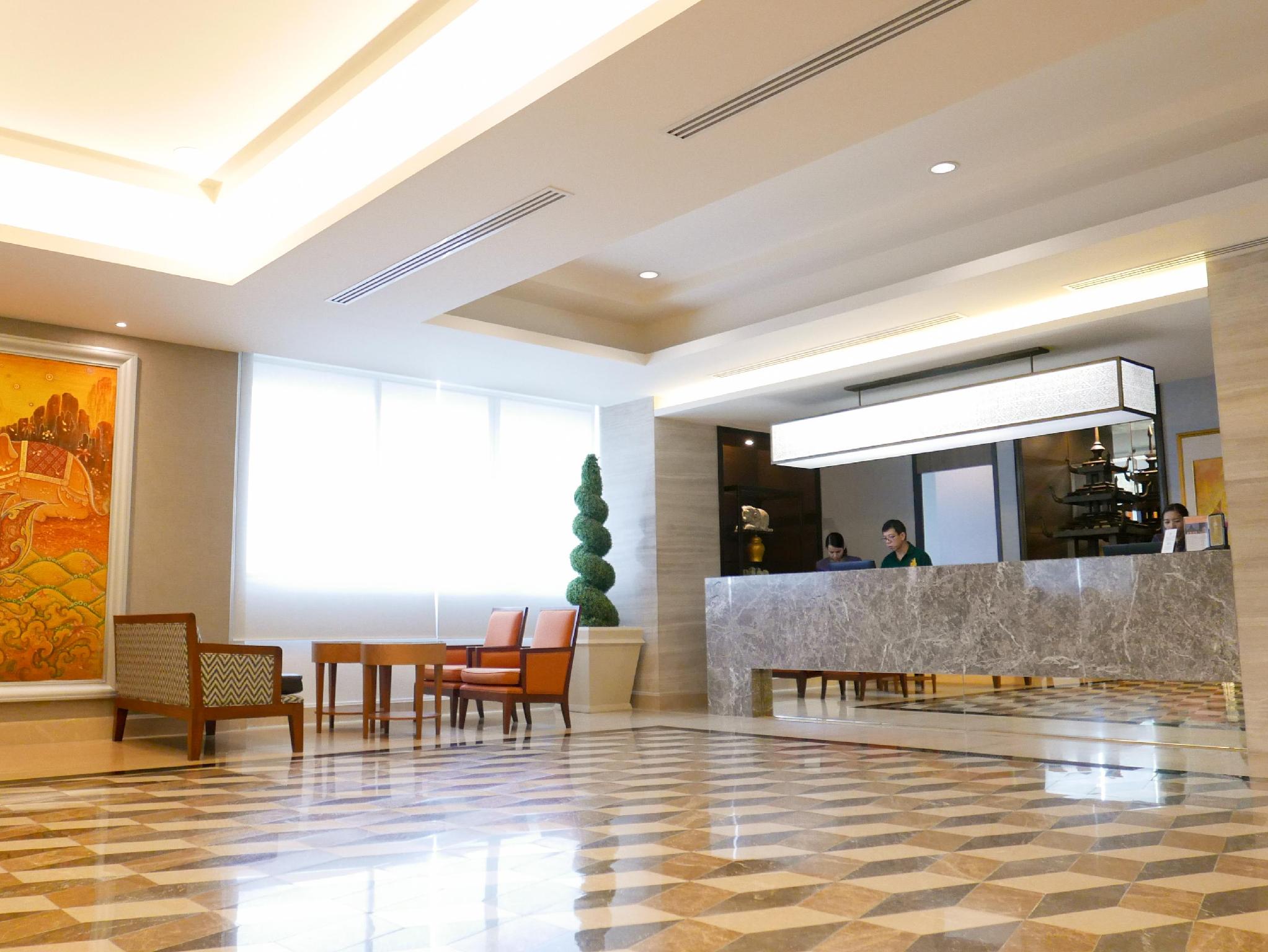 インドラ リージェント ホテル 写真