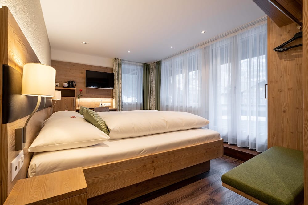 ホテル グレッチャーガルテン 写真