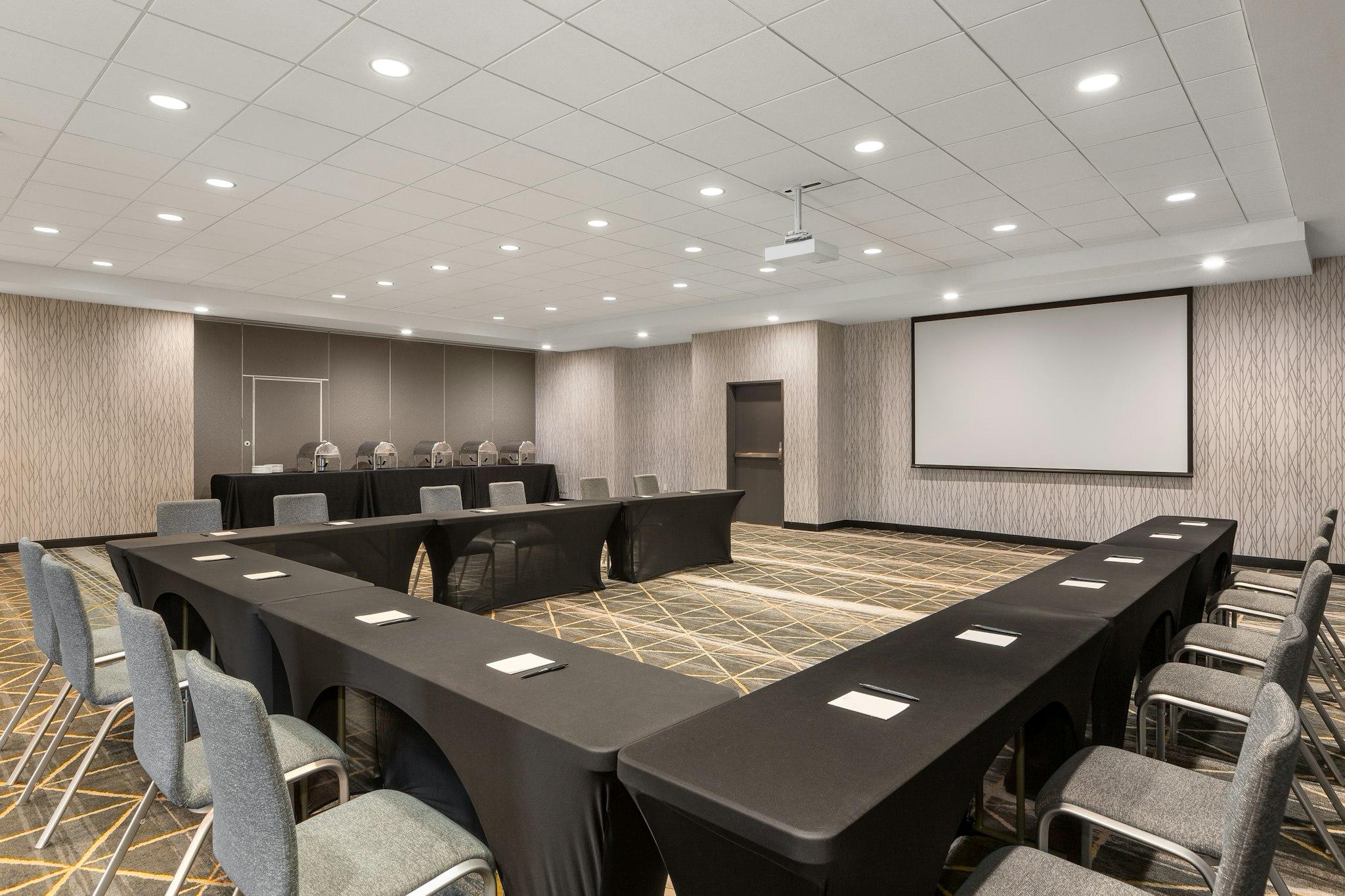 Holiday Inn & Suites Detroit - Troy by IHG 写真