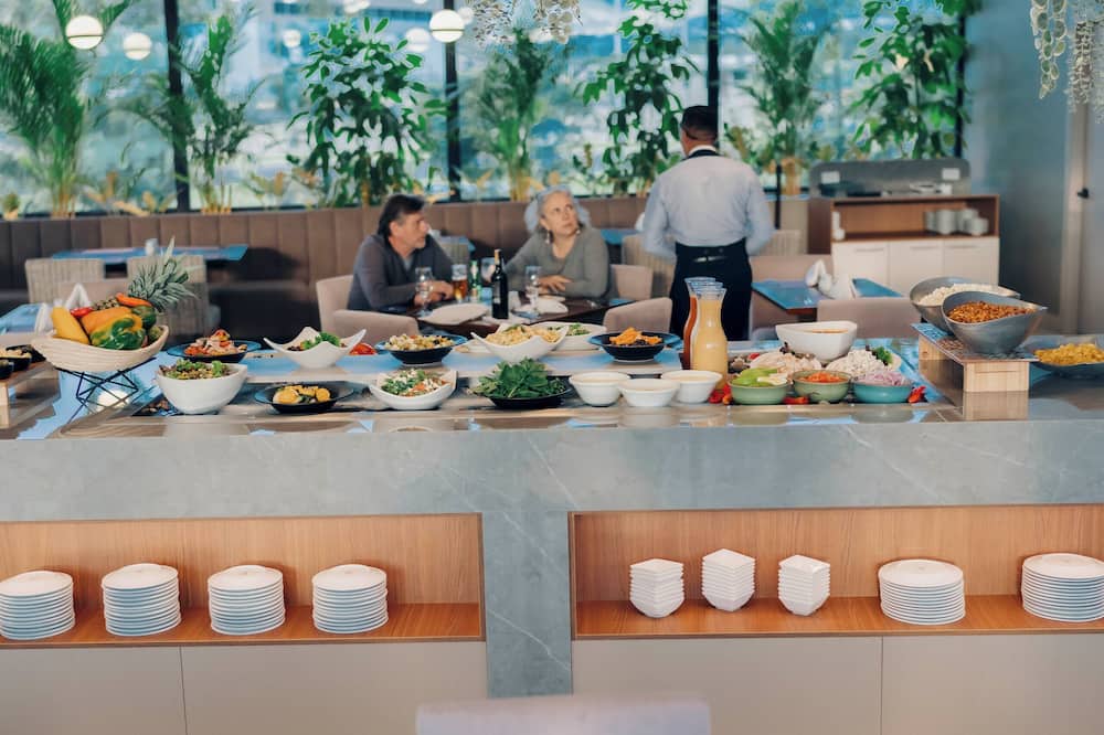 ウィンダム キト エアポート 写真