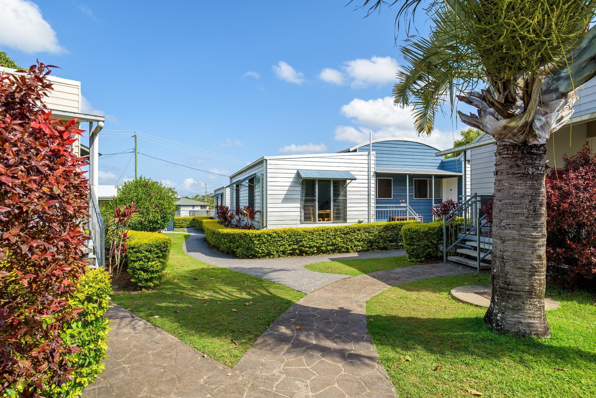 ティン キャン ベイズ スリーピー ラグーン モーテル 写真