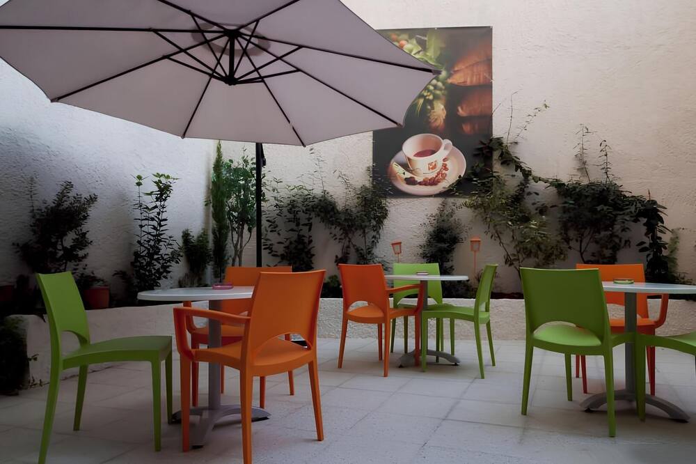 シティ ライフ ポート ホテル 写真