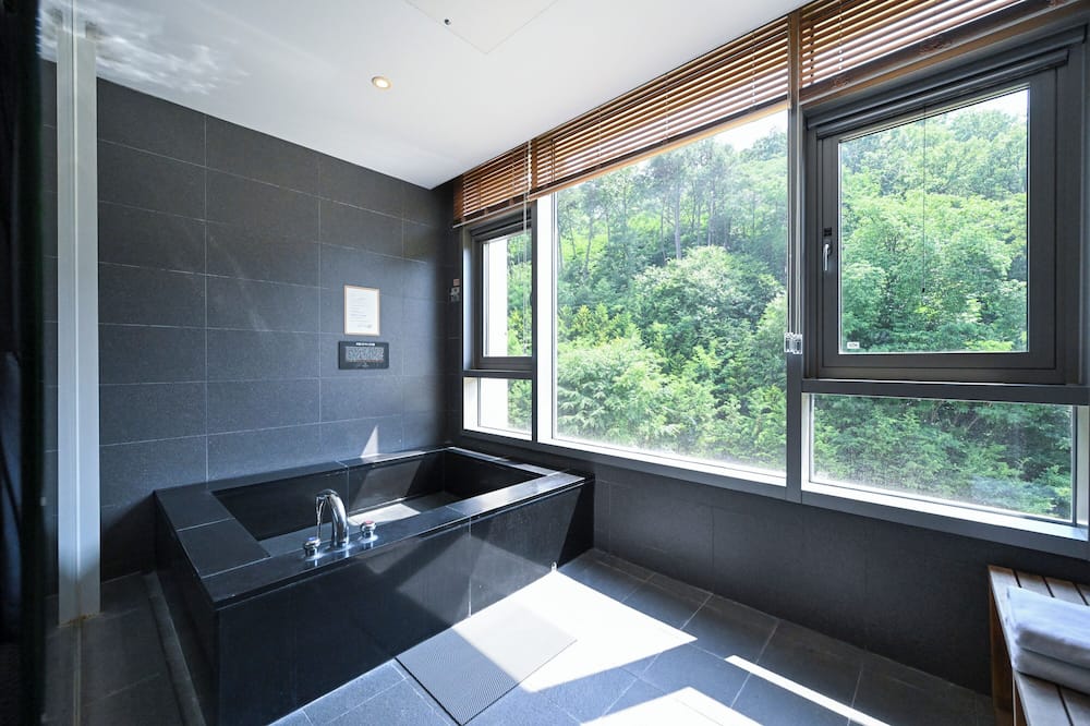 ホテル ススン 写真