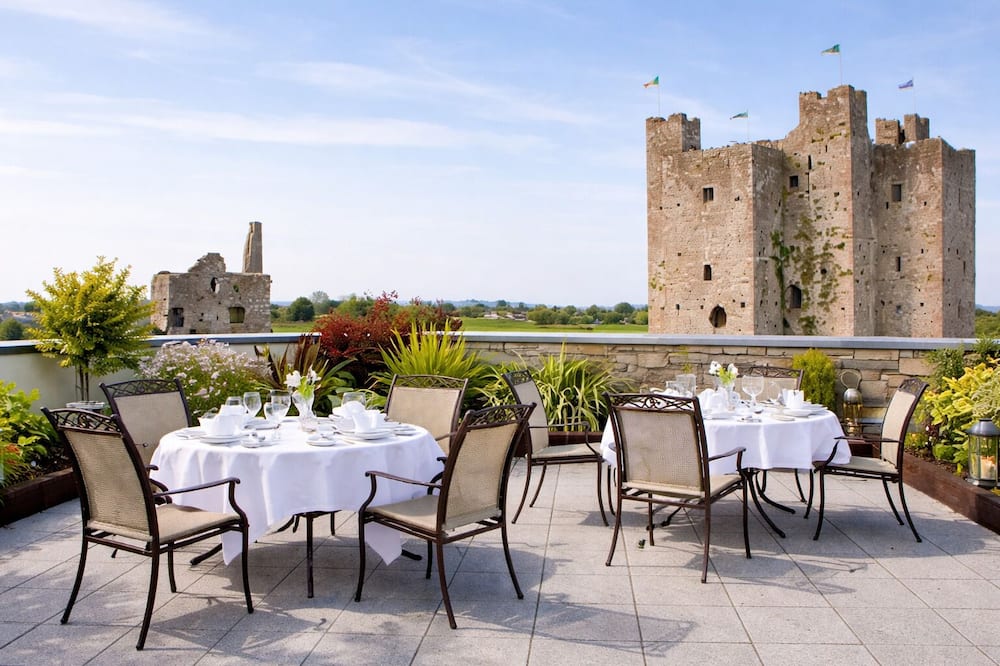 Trim Castle Hotel 写真