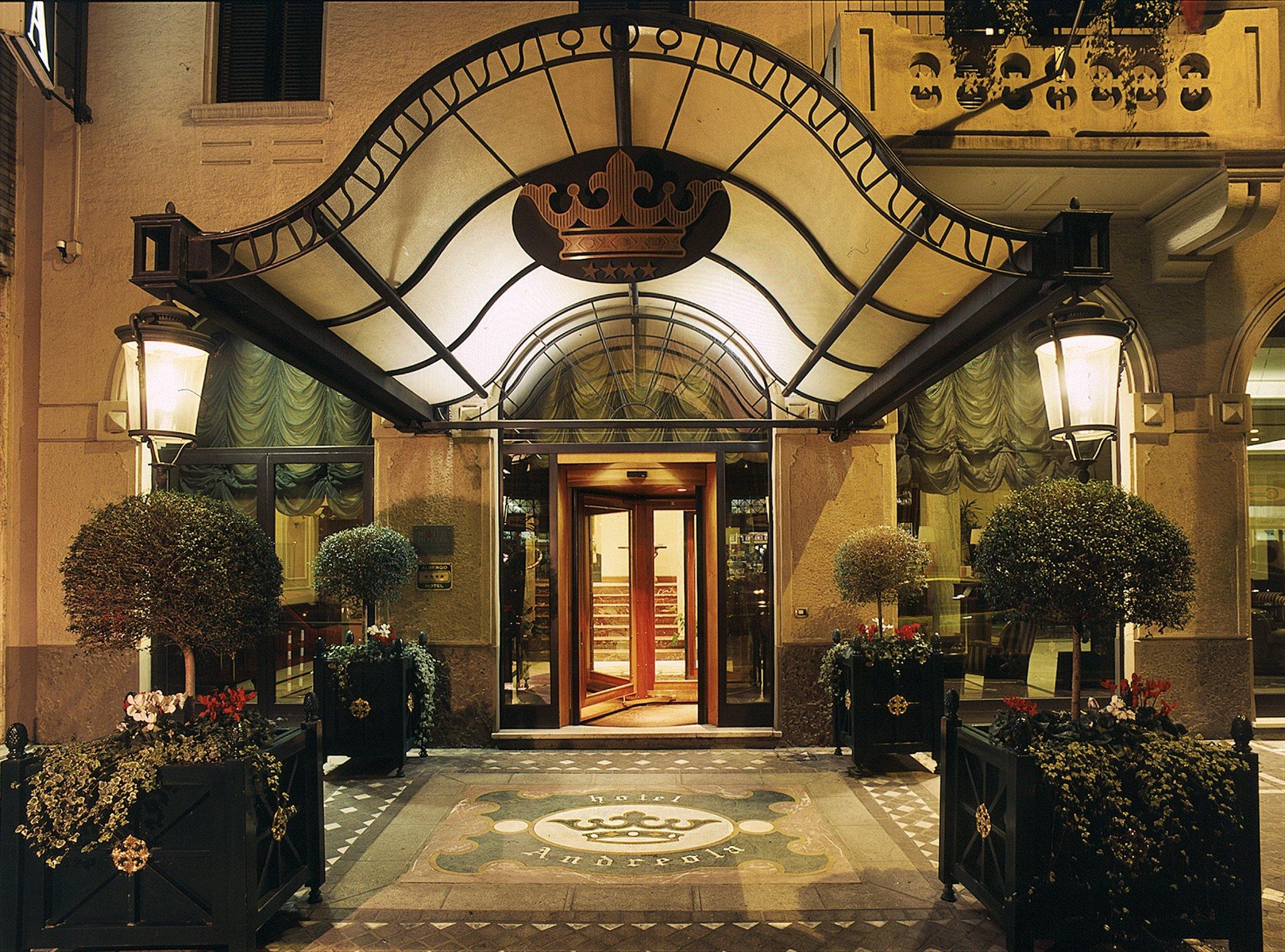 アンドレオラ セントラル ホテル 写真
