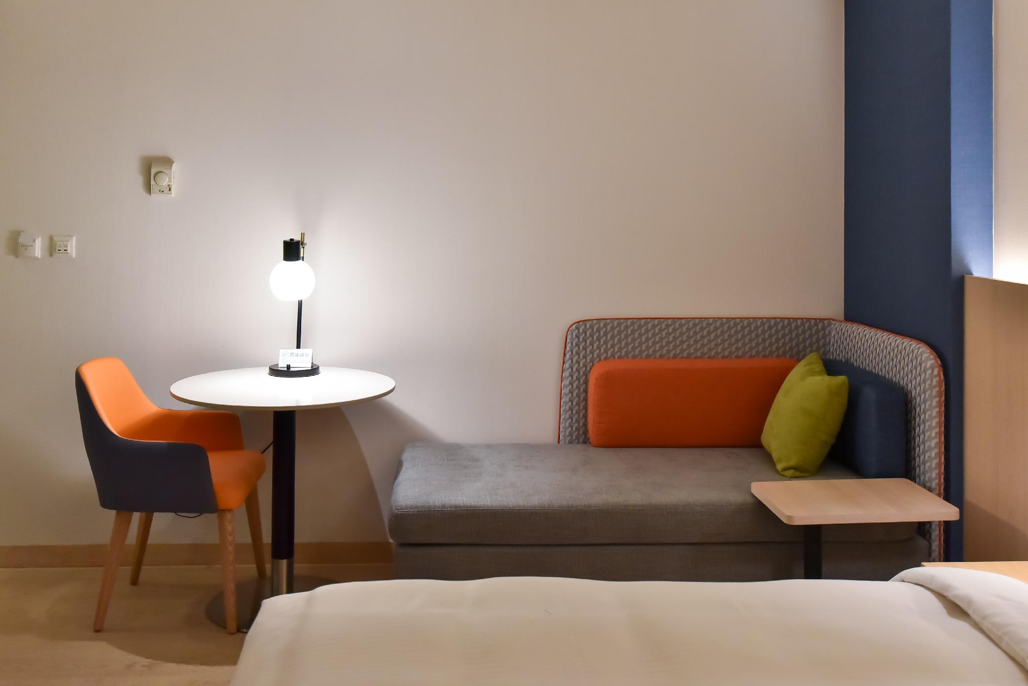 ホリデイ イン エクスプレス タイペイ トレイン ステーション 写真