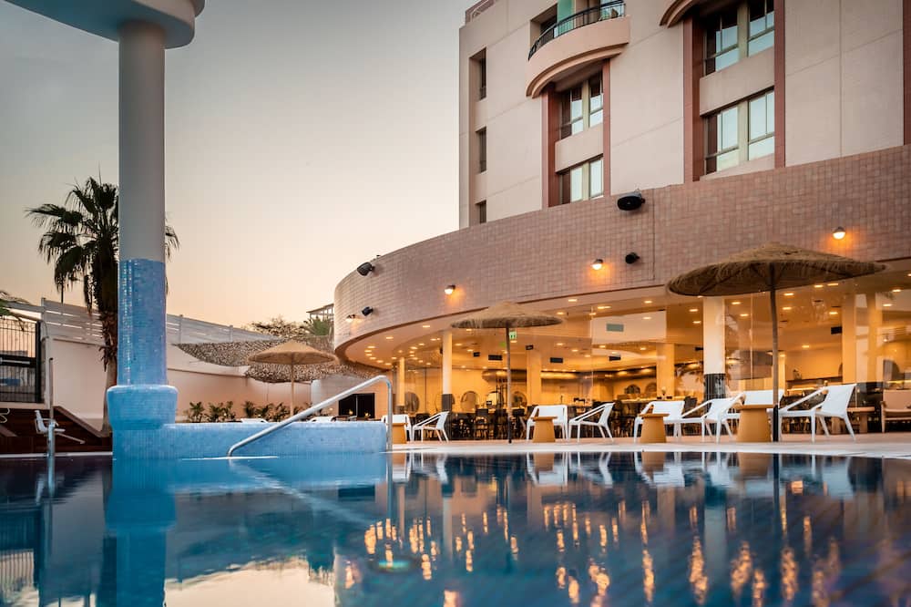 ヤコブ エイラート 写真