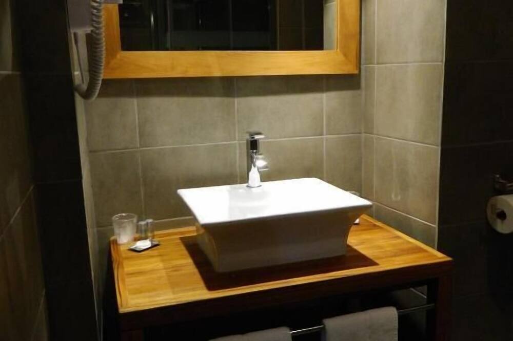 ホテル ル ジー 旧：ル ジュヌーヴ 写真