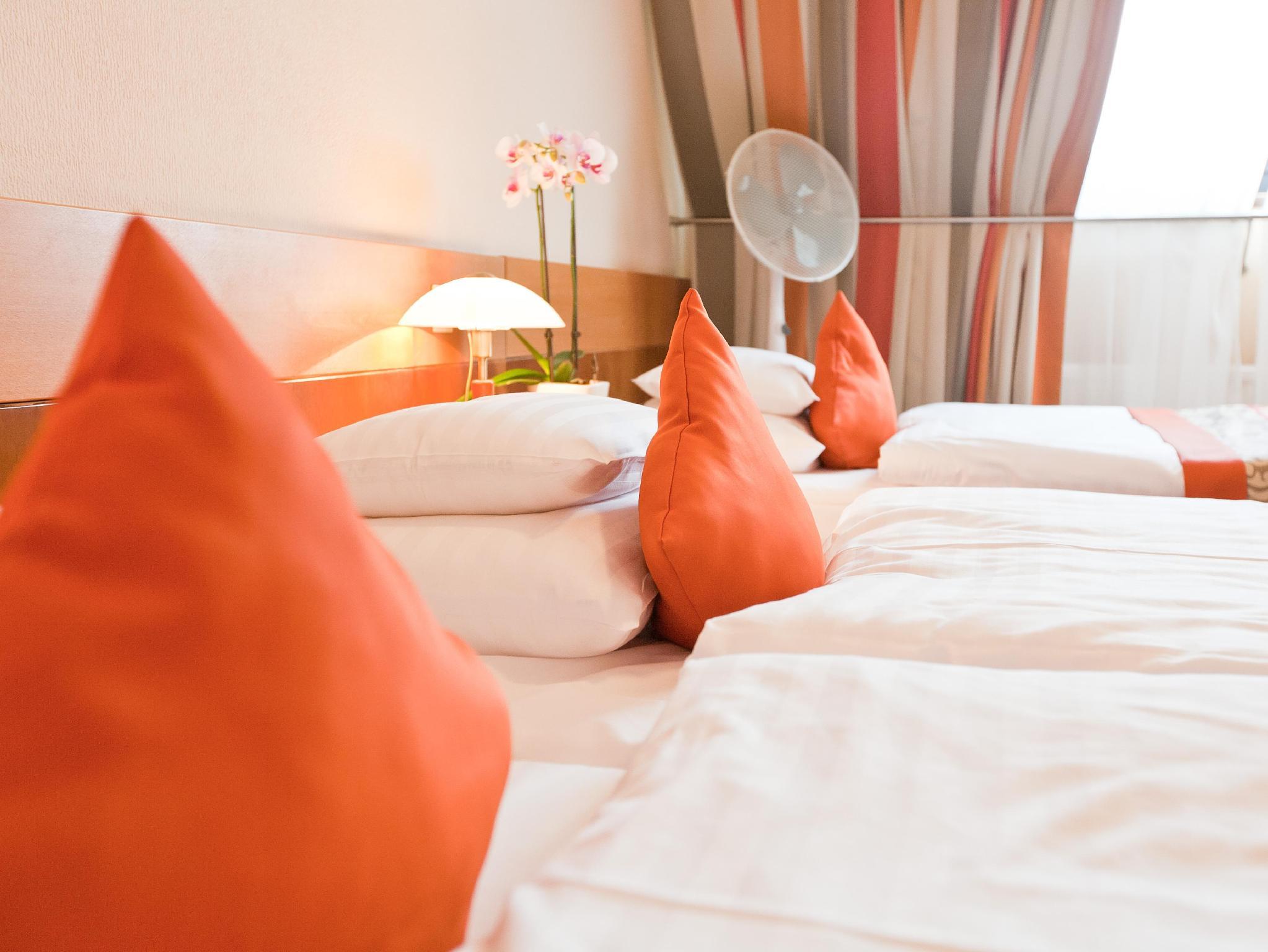 ホテル ショプロン 写真