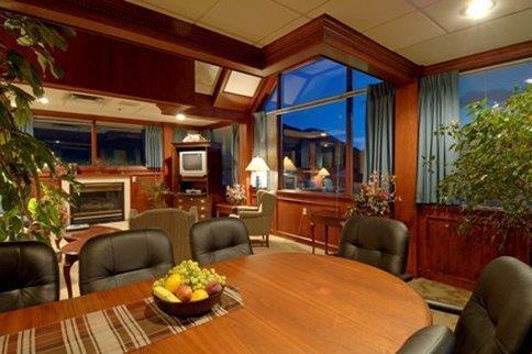 Mount Royal Hotel 写真