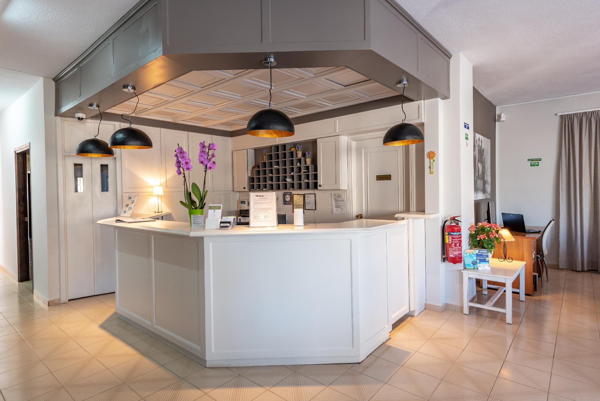 アレクシス ホテル 写真