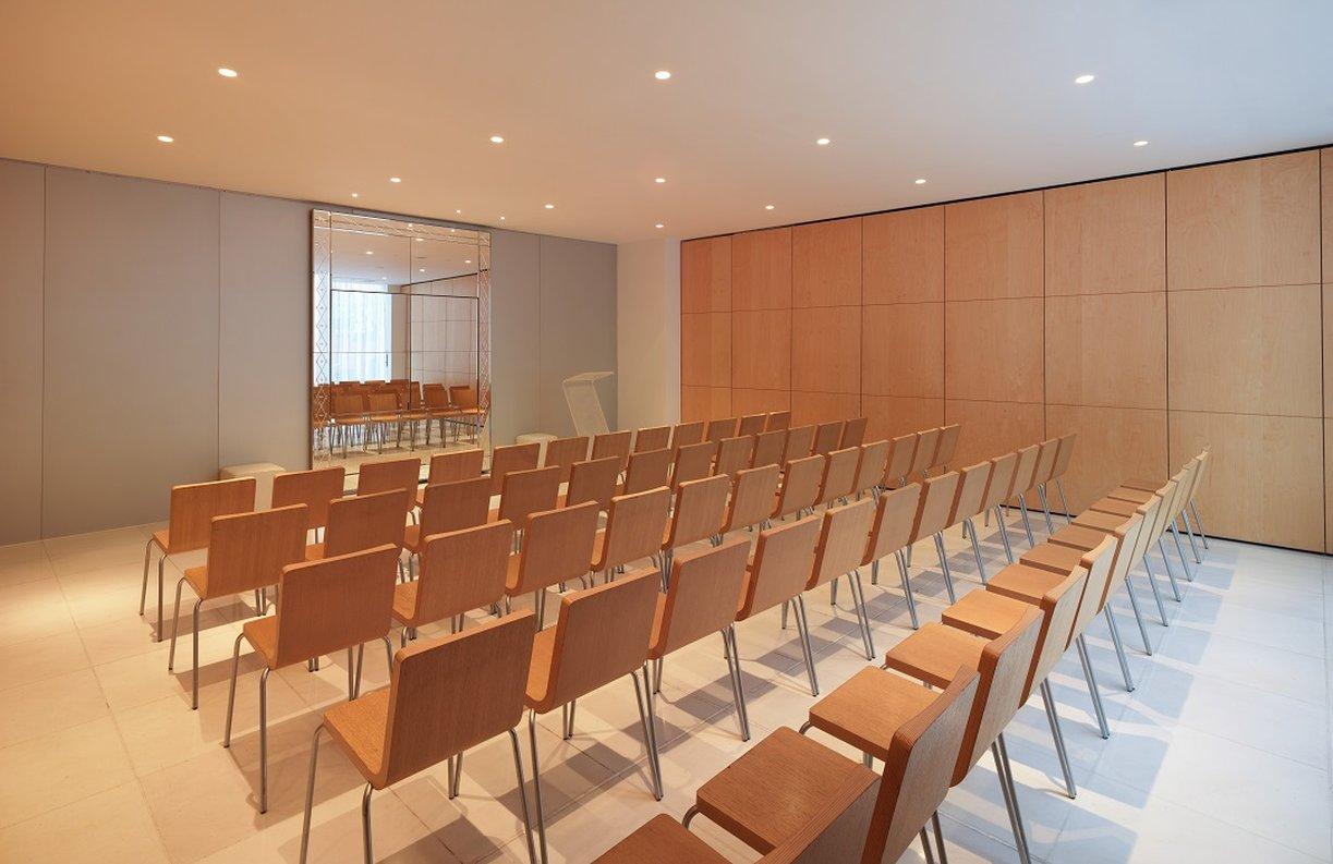 セント マーティンズ レーン ロンドン 写真