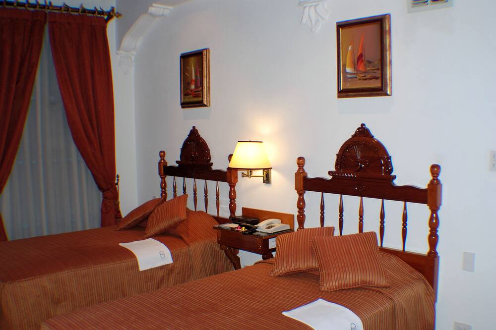 ホテル エル レリカリオ デル カルメン 写真