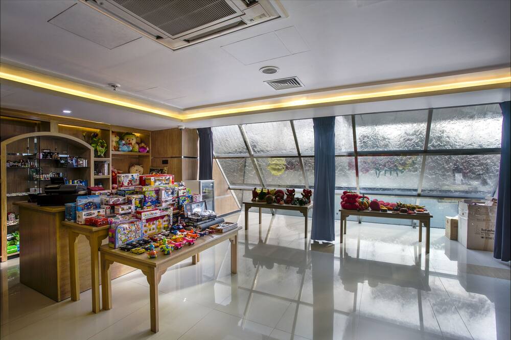 モモ イン 写真