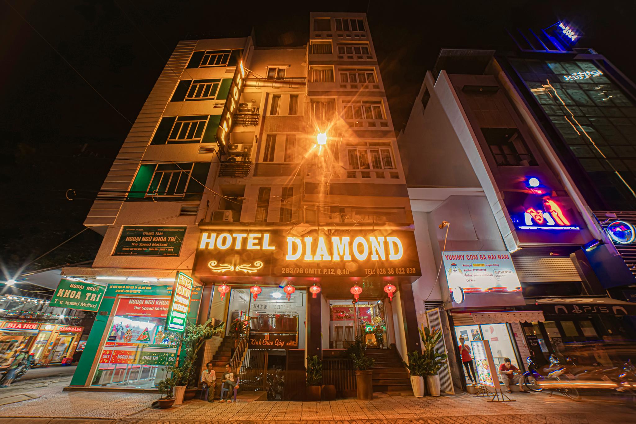 Diamond Hotel near Saigon Train 写真