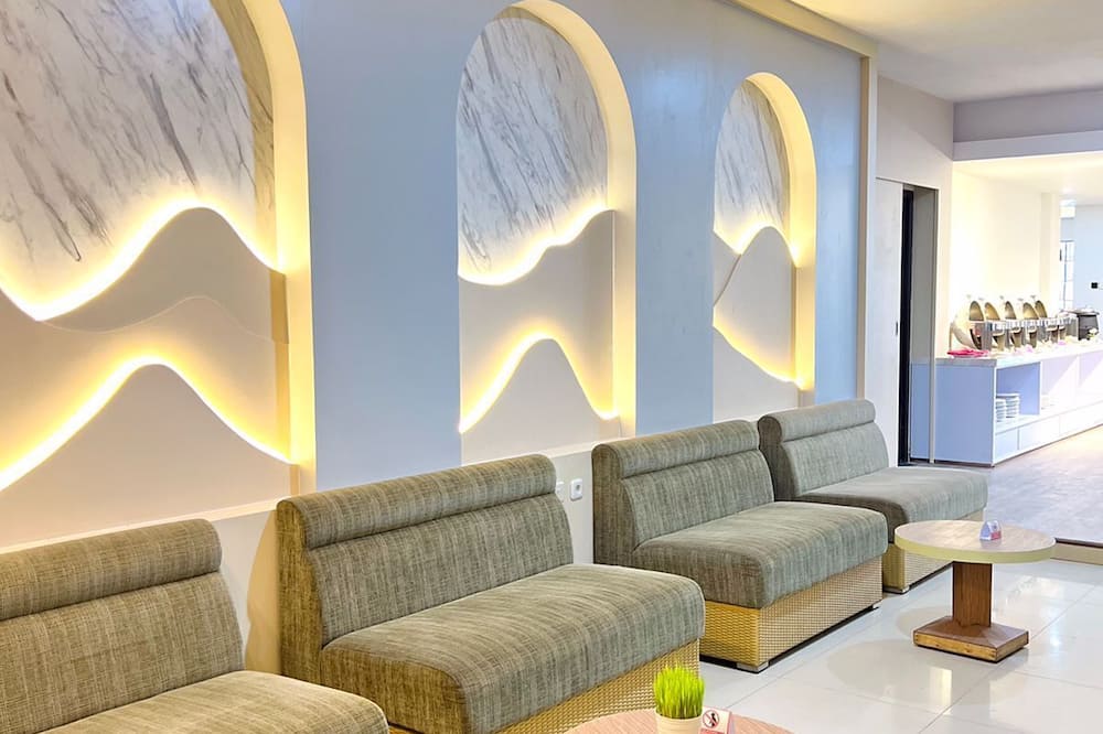 ベラグリ ホテル & レスト 写真