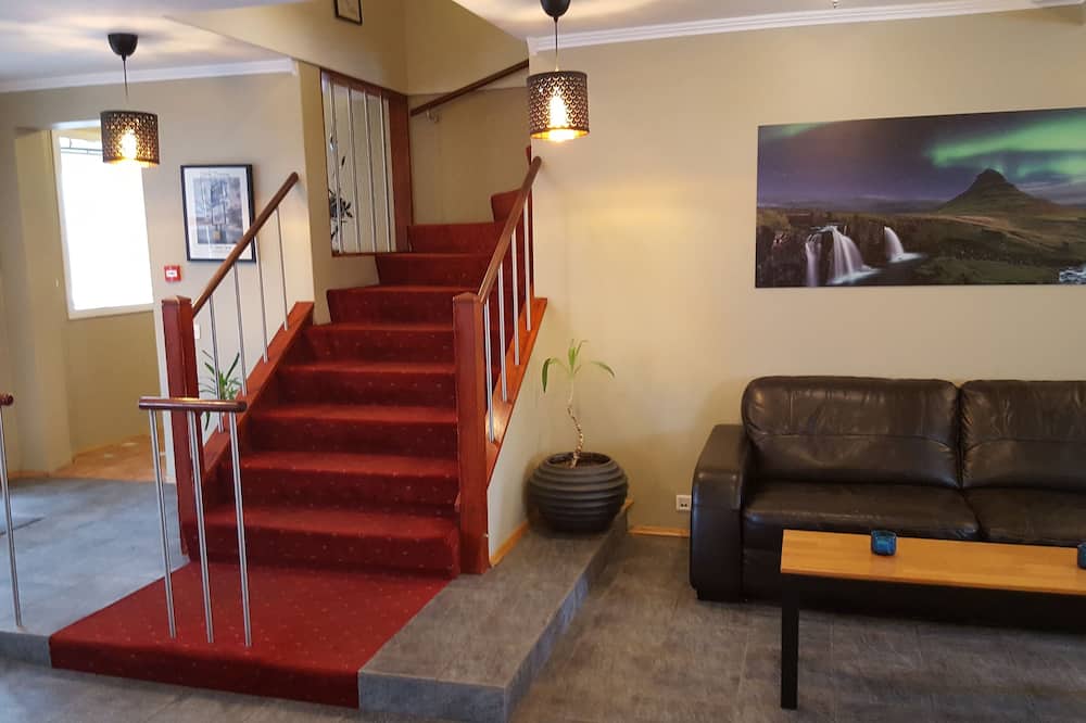 キルキュフェトル ホテル バイ スナイフェルスネス ペニンシュラ ウエスト アイスランド 写真