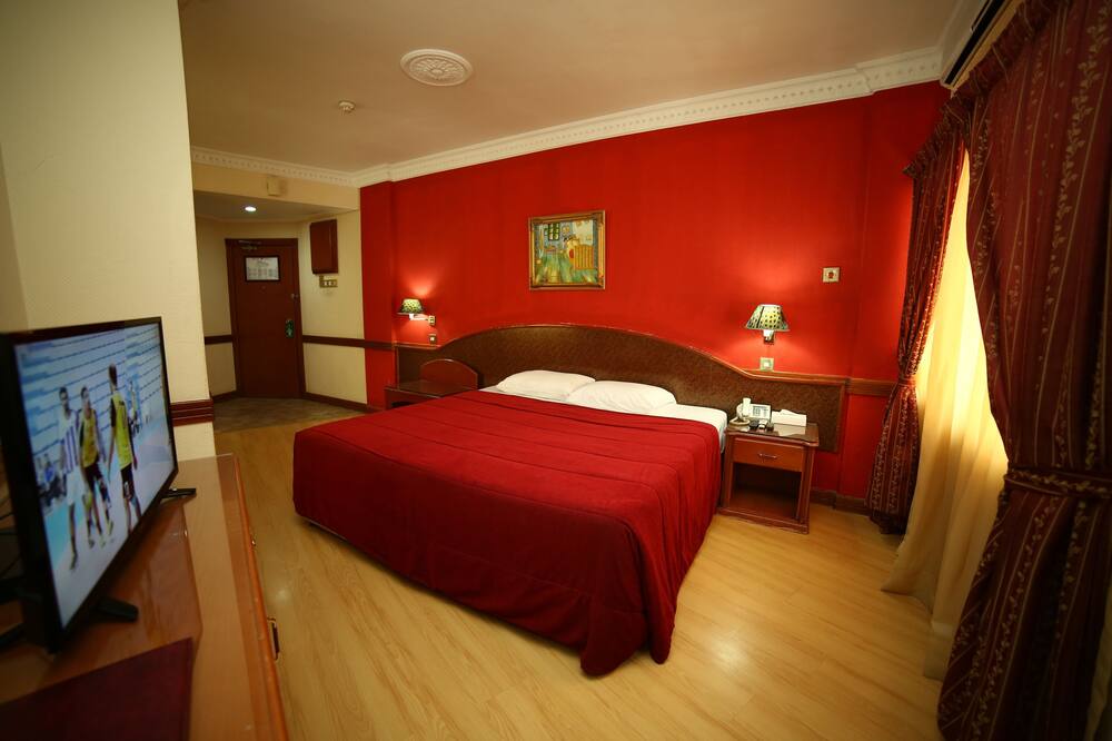 アウォル ホテル 写真