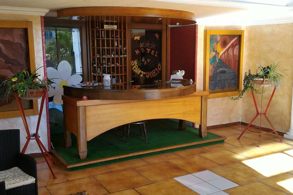 ホテル サントゥアリオ ポンペイ 写真