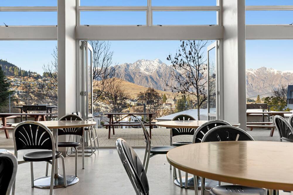 ハンプシャー ホリデー パークス クイーンズタウン レイクビュー 写真