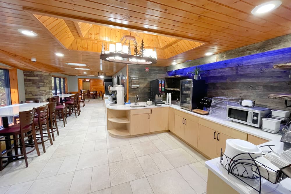 ベイモント バイ ウィンダム ガットリンバーグ オン ザ リバー 写真