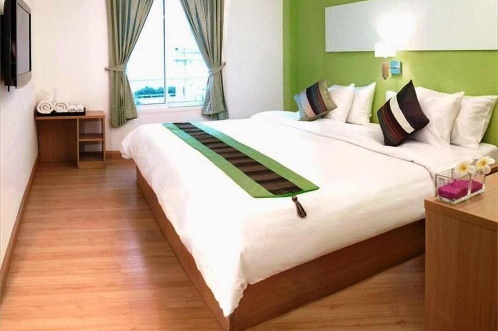 ナントラ デ コンフォート ホテル 写真