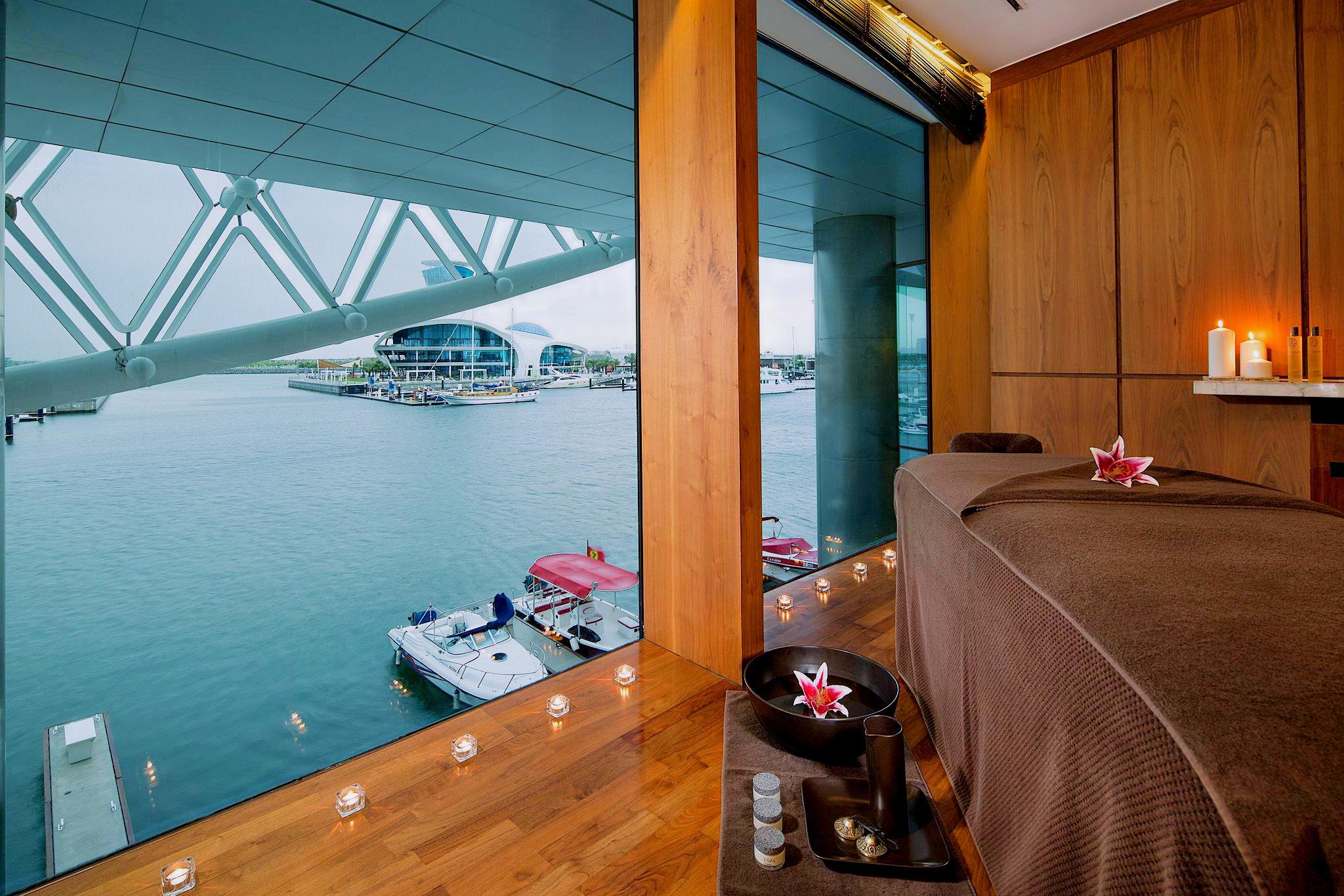 W アブダビ - ヤス アイランド 写真