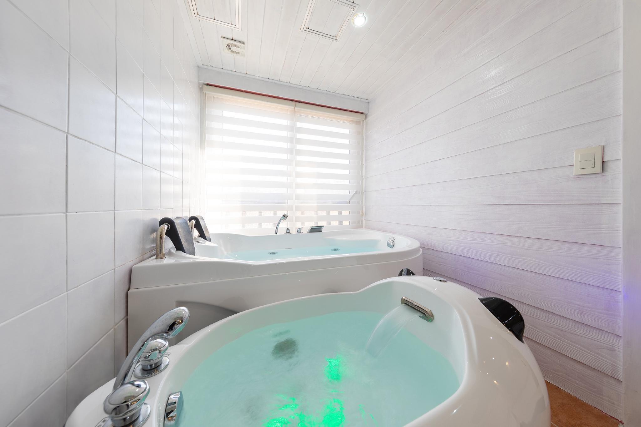 キョンジュ ラブ アンド ラブ ペンション 写真